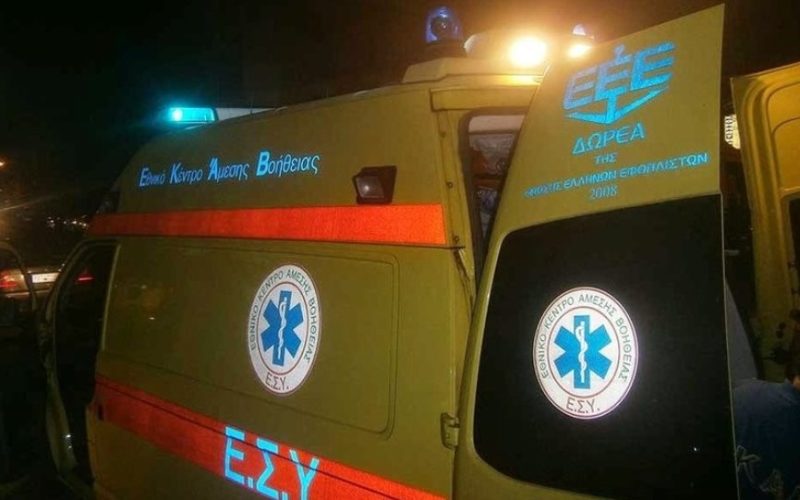 Οδηγός μηχανής βγήκε εκτός πορείας και εγκατέλειψε τη συνεπιβάτιδά του σοβαρά τραυματισμένη