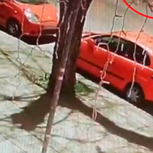 Θεσσαλονίκη: Μεθυσμένη 24χρονη οδηγός συγκρούεται με 15 σταθμευμένα ΙΧ και κατάστημα