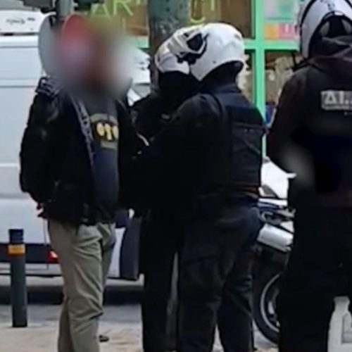 Συνελήφθη πορτοφολάς στην Κυψέλη – Αστυνομικοί της ΔΙ.ΑΣ. τον τσάκωσαν επ’ αυτοφώρω