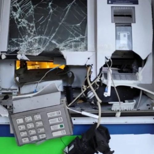 Κυριάκι βοιωτίας: «χτύπησαν» το ατμ μέσα στη νύχτα – εξαφάνισαν τα χρήματα και τον τόπο