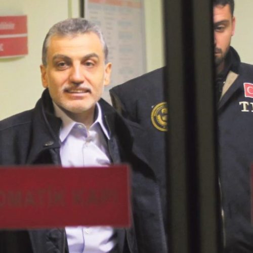 Τούρκος δημοσιογράφος που συνελήφθη για δυσφήμιση τζιχαντιστών που συνδέονται με την Αλ Κάιντα παραμένει στη φυλακή περισσότερο από μια δεκαετία αργότερα