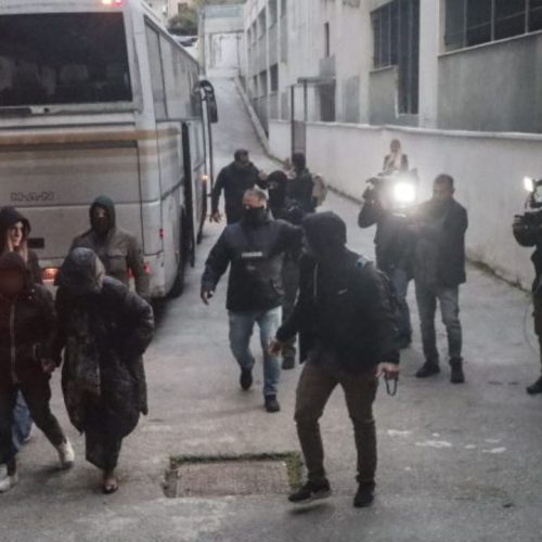 Στην Αθήνα οι 16 κατηγορούμενοι για παράνομες εισφορές από τον ΟΠΕΚΕΠΕ