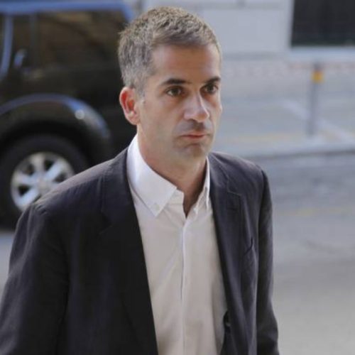 Οι φωτιές που άναψε ο Μπακογιάννης στον θείο του