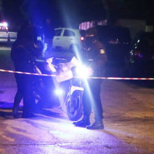 Νεκρός άστεγος στο κέντρο της Αθήνας – Τρεις συλλήψεις για ανθρωποκτονία