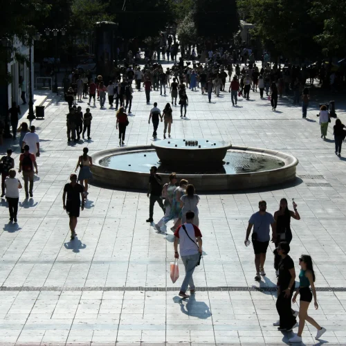 Στον πάτο της Ε.Ε. σε εισόδημα, στέγαση, θέρμανση και πρόσβαση στην Υγεία η Ελλάδα