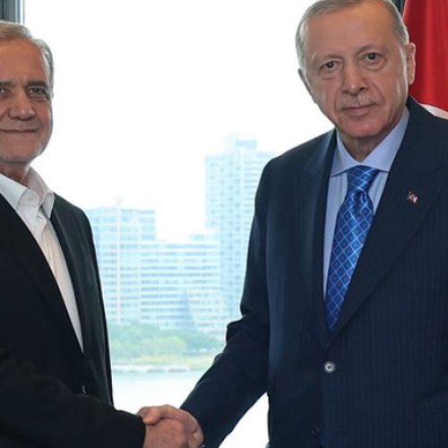 Ερντογάν: «Η Τουρκία είναι έτοιμη να μεσολαβήσει για τον τερματισμό της σύγκρουσης Ιράν – Ισραήλ»