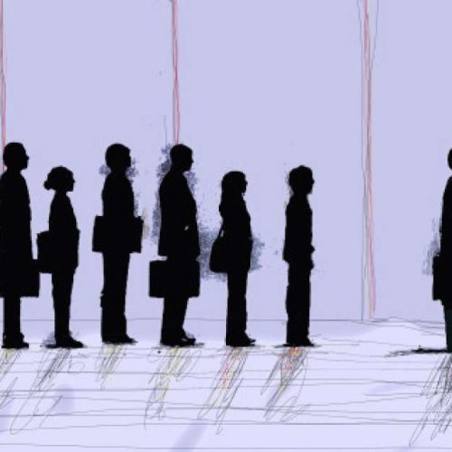 «Γέφυρα» προς τη σύνταξη: 43.000 επιδοτούμενες θέσεις για ανέργους έως 74 ετών – Ποιοι μπορούν να συμπληρώσουν ένσημα