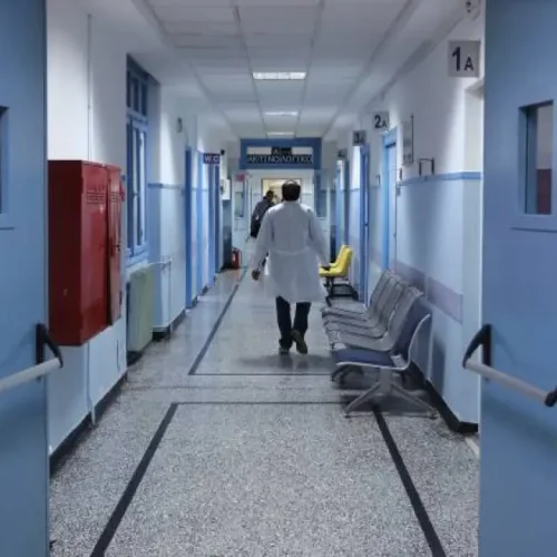 Έρχεται μεγάλη κορύφωση της γρίπης: 100 ασθενείς σε μία μόνο μέρα στον Ευαγγελισμό