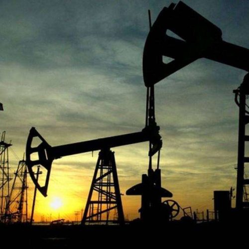 Εκτόξευση των τιμών του πετρελαίου λόγω του ναυτικού αποκλεισμού που σχεδιάζεται στο Ορμούζ