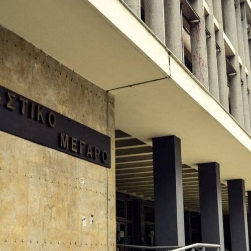 Δίωξη για ανθρωποκτονία από πρόθεση στον 38χρονο για τον θάνατο του 67χρονου στον Εύοσμο