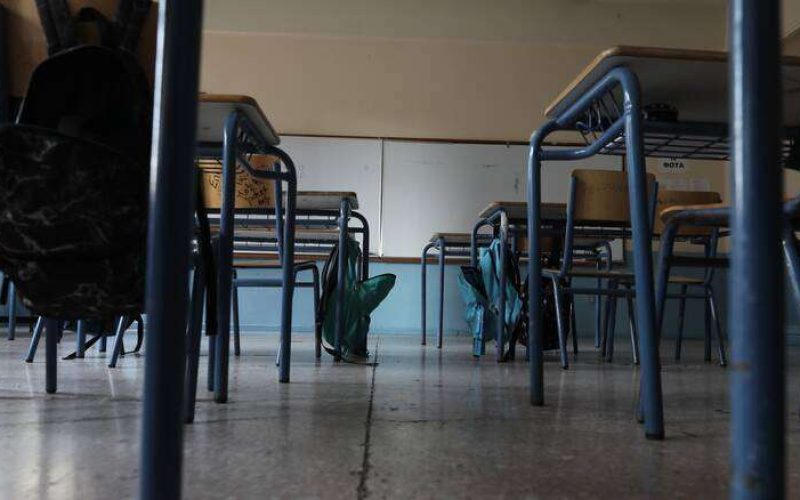 Κλειστά και στις 15/10 τα σχολεία και οι αθλητικές εγκαταστάσεις στη Ρόδο λόγω της κακοκαιρίας