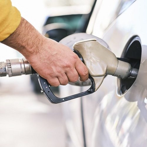 Παρατείνεται και για τον Σεπτέμβριο η επιδότηση στο πετρέλαιο κίνησης