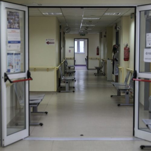 10χρονος στο νοσοκομείο κατόπιν επίθεσης για ληστεία από ανήλικους Ρομά στο Μεσολόγγι