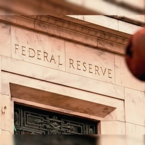 Ο Τραμπ Επιλέγει Υποψήφιο για την Ηγεσία της Fed – Ποιοι Μπαίνουν στη Λίστα