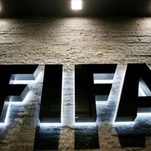 Η FIFA ακολουθεί τη ΔΟΕ σε θέματα transgender αθλητριών