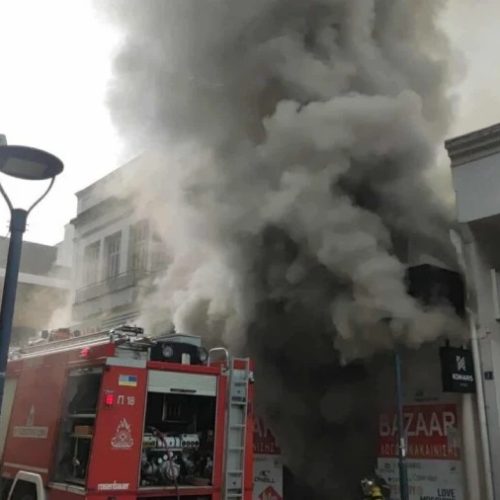 Ξέσπασε «ΦΩΤΙΑ» στο Αγρίνιο