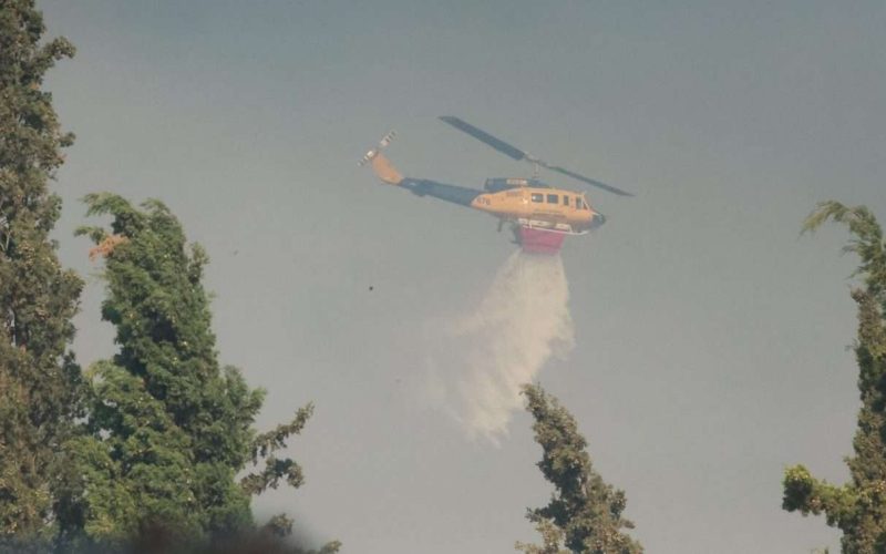 Φωτιά σε χαμηλή βλάστηση στην Τουρλίδα Μεσολογγίου – Επιχειρούν 3 εναέρια μέσα