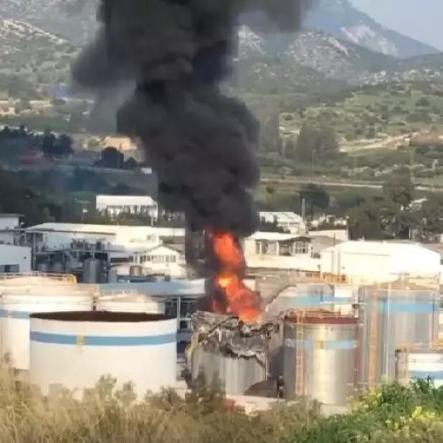 «Πυρκαγιά» σε εργοστάσιο στην Αυλίδα