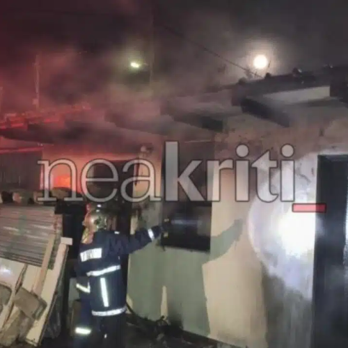 Φωτιά ξέσπασε και απείλησε σπίτι και μαγαζί – Ο ιδιοκτήτης με εγκαύματα πάλεψε με τις φλόγες!