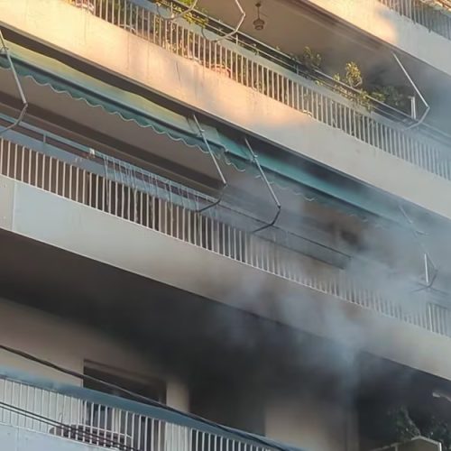 Φωτιά σε διαμέρισμα στη Θεσσαλονίκη