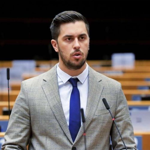 Εμμανουήλ Φράγκος προς ΕΕ: «Σταματήστε τις διώξεις που υφίστανται οι Ορθόδοξοι της Ουκρανίας από το καθεστώς Ζελένσκι»