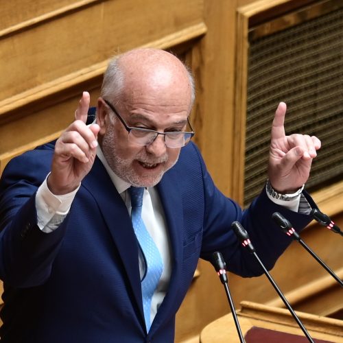 ΑΚΟΜΗ ΝΑ ΠΑΡΑΙΤΗΘΕΙ Ο ΦΛΩΡΙΔΗΣ;