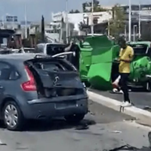 Γαλλία: Νταλίκα παρέσυρε 23 οχήματα – Δεκάδες τραυματίες