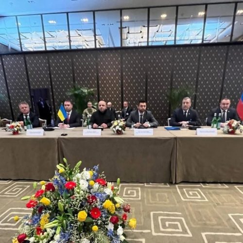 «Άρχισαν» οι τριμερείς διαπραγματεύσεις Ρωσίας-Ουκρανίας-ΗΠΑ στη Γενεύη