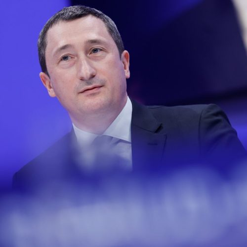 Ο αναπληρωτής πρωθυπουργός της Ουκρανίας κατηγορείται για «μίζα ύψους 345.000 δολαρίων»