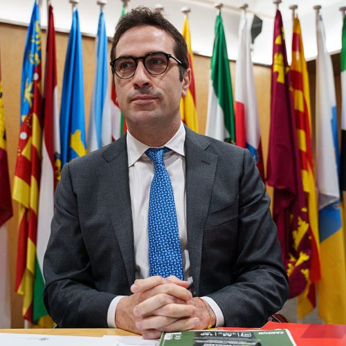 Ο Ισπανός υπουργός Οικονομίας διεκδικεί την «προεδρία του Eurogroup»