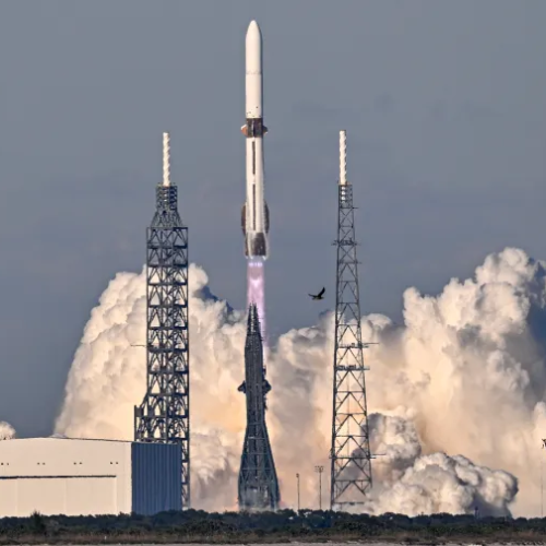 TeraWave: Η Blue Origin μπαίνει δυναμικά στο δορυφορικό ίντερνετ των επιχειρήσεων