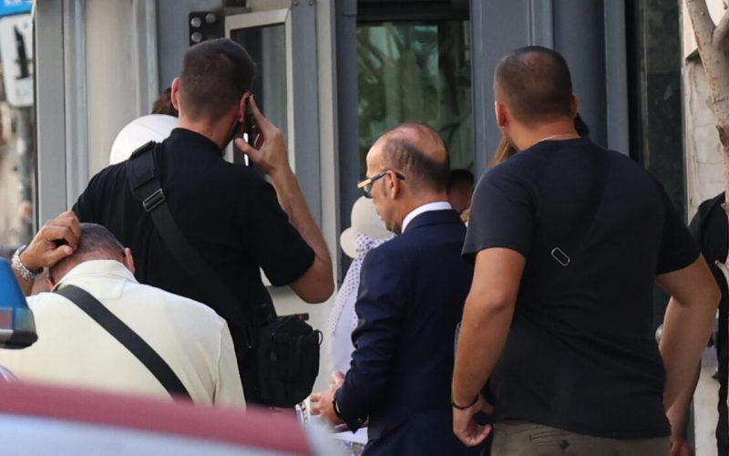 Στη φυλακή οι 2 γιατροί για τον θάνατο του Γιώργου Μαζωνάκη