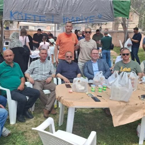 «ΣΑΛΟΣ!» Ο δήμαρχος Κομοτηνής προτίμησε «κεφτέδες» με τον Τούρκο πρόξενο – Ξέχασε τη Γενοκτονία των Ποντίων! (ΕΙΚΟΝΕΣ)
