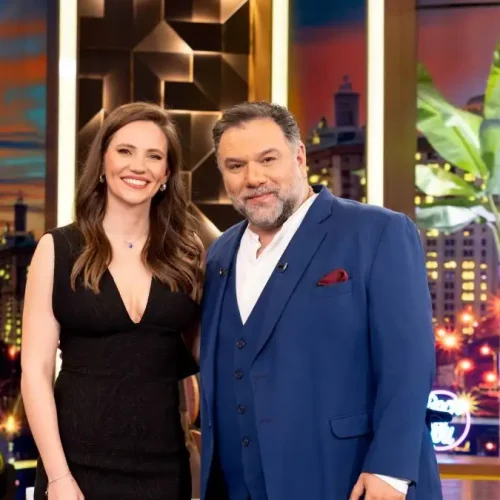 The 2Night Show: Φωτεινή Παπαθεοδώρου, Έλβη Μιχαηλίδου και Τάσος Τσαλούχος καλεσμένοι απόψε στον Γρηγόρη Αρναούτογλου
