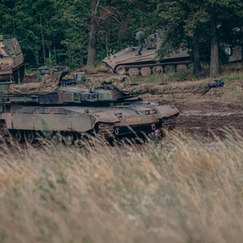 Η Γερμανία επανεξοπλίζεται – Τι σημαίνει αυτό;