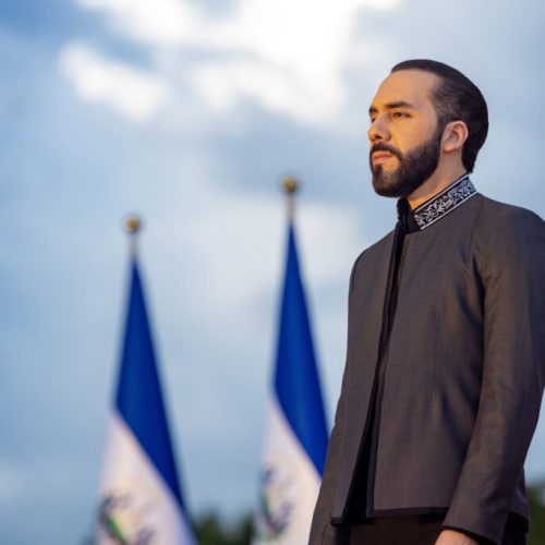 Το Κογκρέσο του Ελ Σαλβαδόρ εγκρίνει «απεριόριστες προεδρικές θητείες»