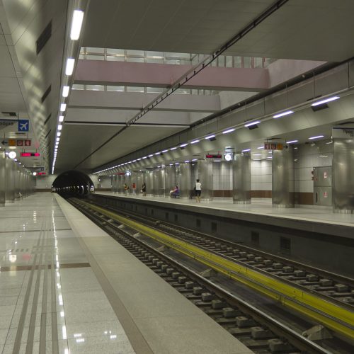  Απείλησαν με όπλο επιβάτες στο μετρό: Μάστιγα οι κλοπές στα Μέσα Μεταφοράς