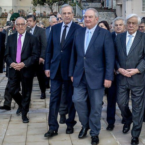 ΠΟΛΥ ΜΟΥΡΜΟΥΡΑ ΣΤΗ Ν.Δ. ΑΠΟ ΤΗΝ ΥΠΟΚΡΙΣΙΑ ΚΑΡΑΜΑΝΛΗ ΣΤΗΝ ΚΑΛΑΜΑΤΑ