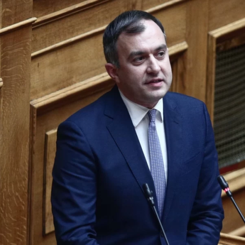 Τα σύνορα ΚΙΝΔΥΝΕΥΟΥΝ, αλλά ο Χατζηβασιλείου έχει άλλη ΠΡΟΤΕΡΑΙΟΤΗΤΑ – Πώς θα γεμίσουν οι τσέπες από το εμπόριο!