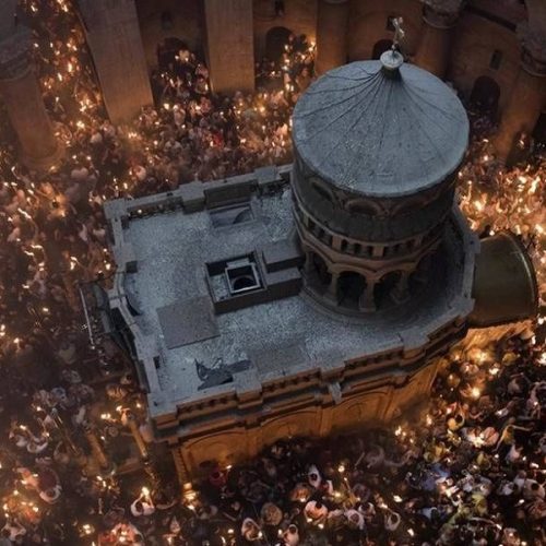 Δείτε LIVE την τελετή «Αφής του Αγίου Φωτός στα Ιεροσόλυμα»