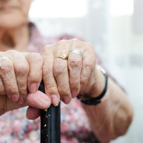 Δραματικά «στοιχεία» για τους ηλικιωμένους – Από τι «υποφέρουν»