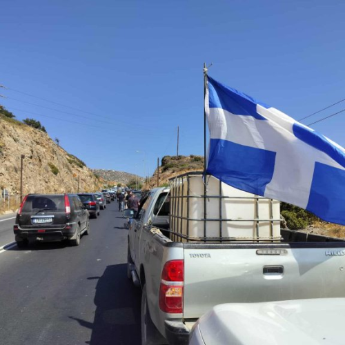 Κρήτη: Αγρότες και κτηνοτρόφοι κλείνουν τον ΒΟΑΚ – Δυναμικές κινητοποιήσεις σε Ηράκλειο και Χανιά