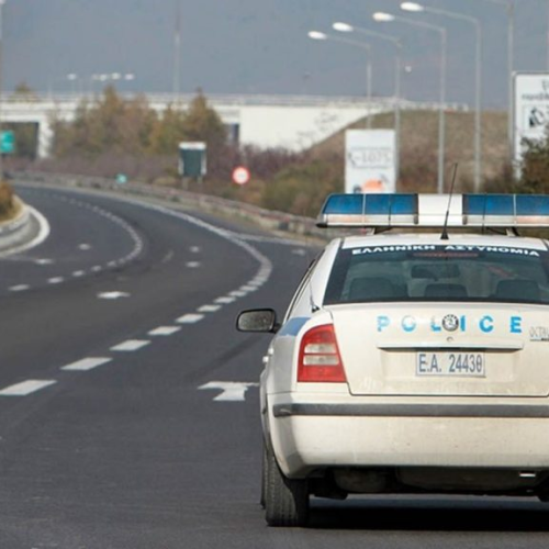 Ούτε σε ταινίες τέτοια καταδίωξη απο την ΕΛΑΣ: 18χρονος έτρεχε με 218 χλμ στην Ιόνια Οδό