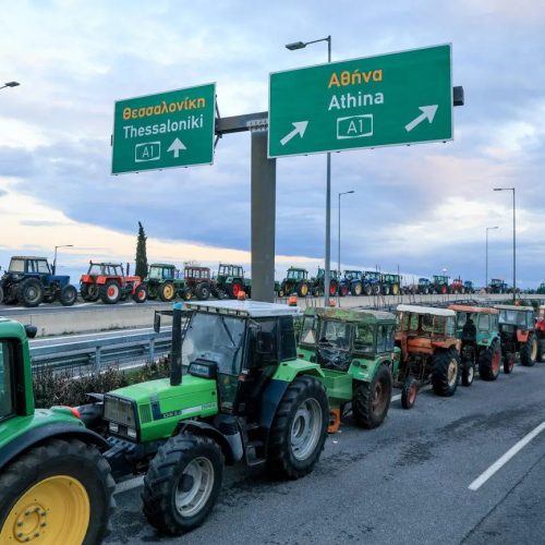 Ενίσχυση των μπλόκων στην Πελοπόννησο – Ξεκίνημα από την Ηλεία