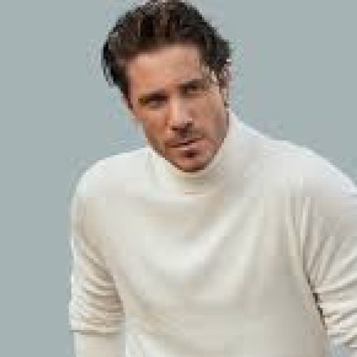 Η έκπληξη του Νίκου Οικονομόπουλου σε bachelorette πάρτι – Την αγκάλιασε και τη φίλησε μπροστά σε όλους