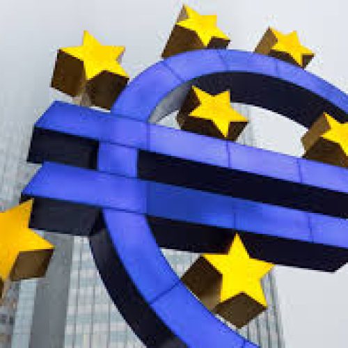 Νέα μείωση στα επιτόκια του ευρώ – Στο 2,5% το επιτόκιο αποδοχής καταθέσεων