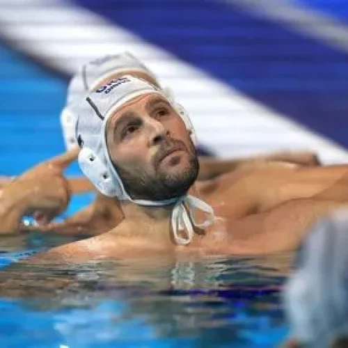 Χωρίς τον αρχηγό της Ντίνο Γεννηδούνια για δύο παιχνίδια η εθνική ομάδα πόλο μετά την τιμωρία που του επιβλήθηκε