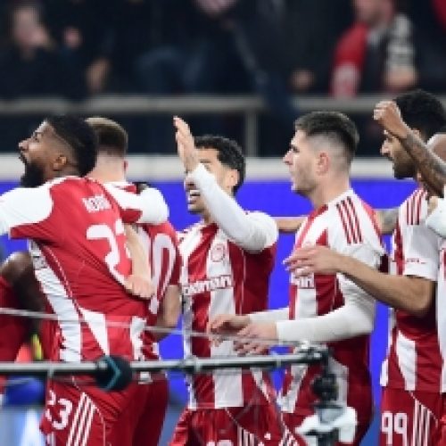 Άλμα πρόκρισης για τον Ολυμπιακό που νίκησε την Λεβερκούζεν με 2-0