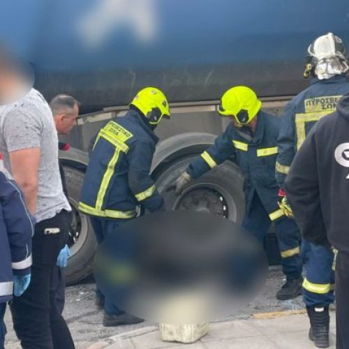 Θανατηφόρο τροχαίο στη Μεσσηνία: 78χρονος παρασύρθηκε από φορτηγό που έκανε όπισθεν