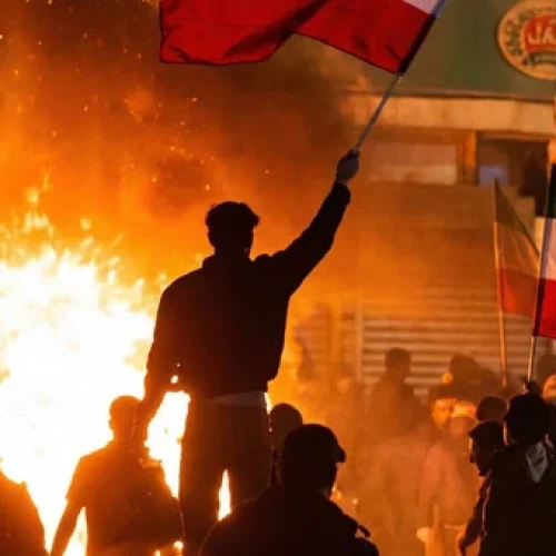 Το Ιράν σκληραίνει τη στάση του: Καμία επιείκεια στους διαδηλωτές εν μέσω πολέμου
